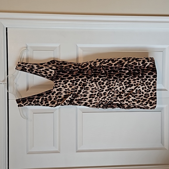 Excellent condition XXI Leopard print dress S - Picture 7 of 12